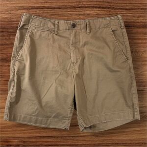 America Eagle Outfitters Men’s Khaki Flex Shorts. Size 36